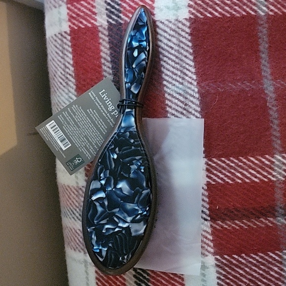 Living Proof Hairbrush - Picture 2 of 4